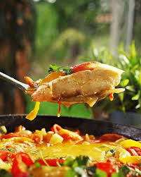 Moqueca: da brasa indígena ao sabor do Borogodó